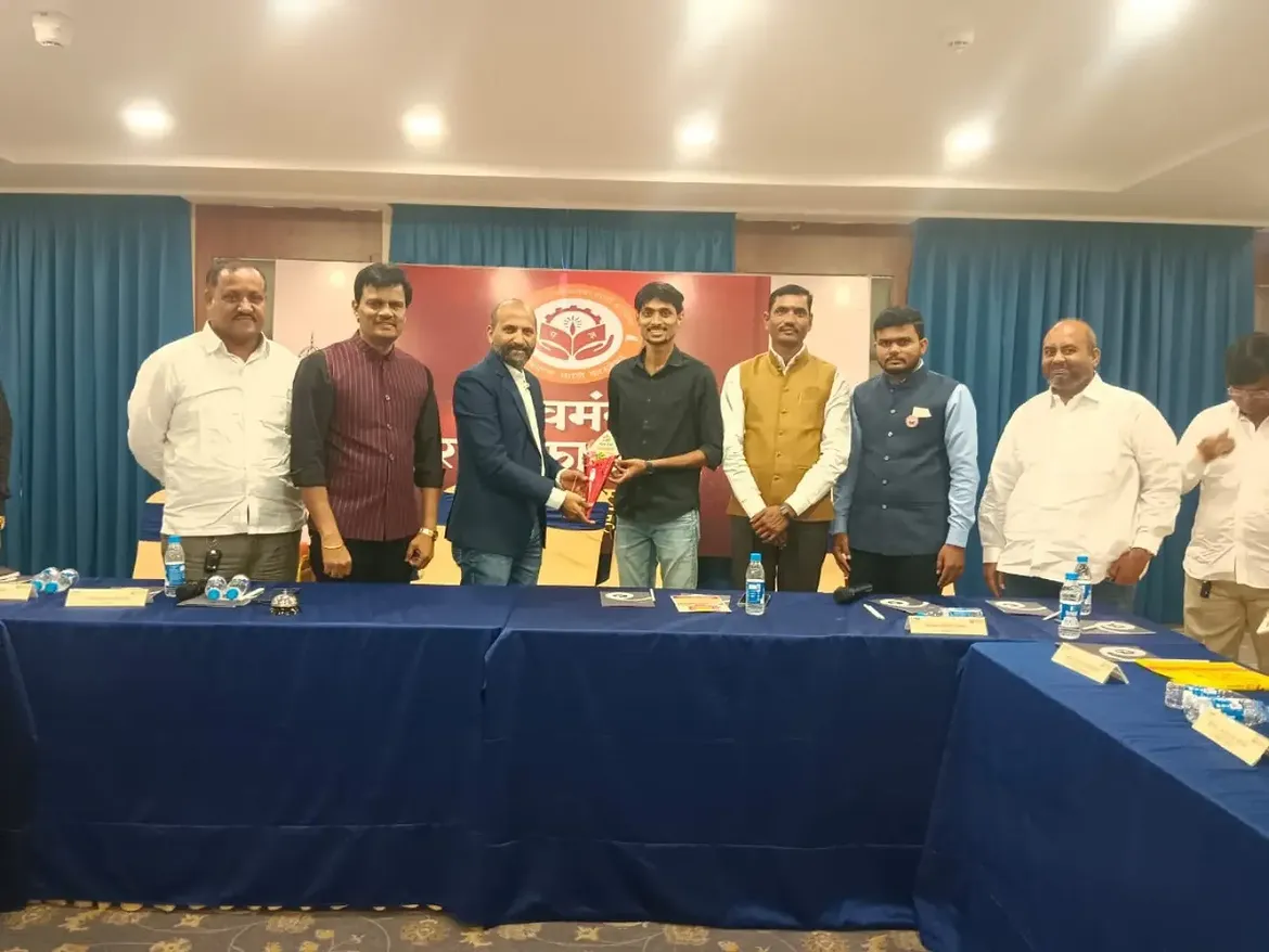 विश्वमंगल मराठी फाउंडेशन आयोजित विश्वमंगल बिझनेस फोरम – पंढरपूरची साप्ताहिक बैठक उत्साहपूर्ण वातावरणात यशस्वीरित्या पार पडली